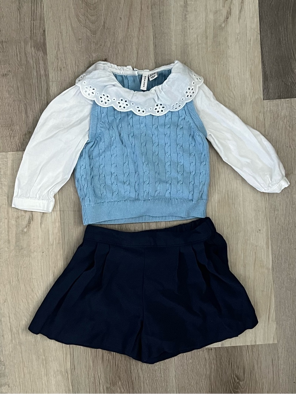 Janie & Jack Girls 2 Piece Outfit Blue Sweater Top/Shorts size 18-24M